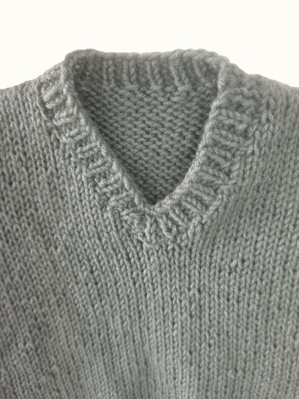 Hand Knit Toddler Sweater Vest Unisex Sz 2T/3T Teal Green Chunky Knit V Neck - Picture 2 of 6